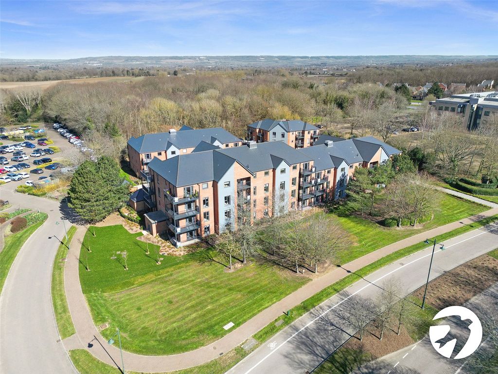 Property photo 1 of 11 Exterior