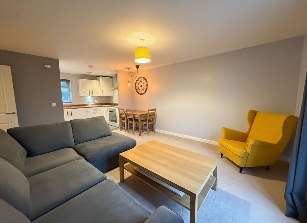 Property photo 2 of 8 Living Room