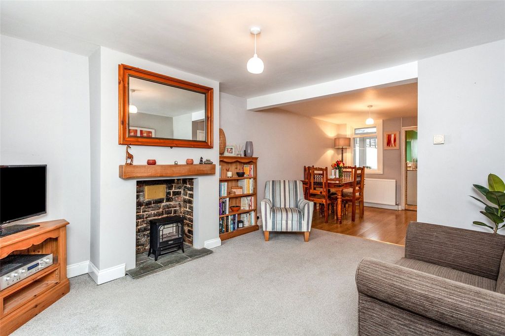 Property photo 2 of 14 Picture No. 03