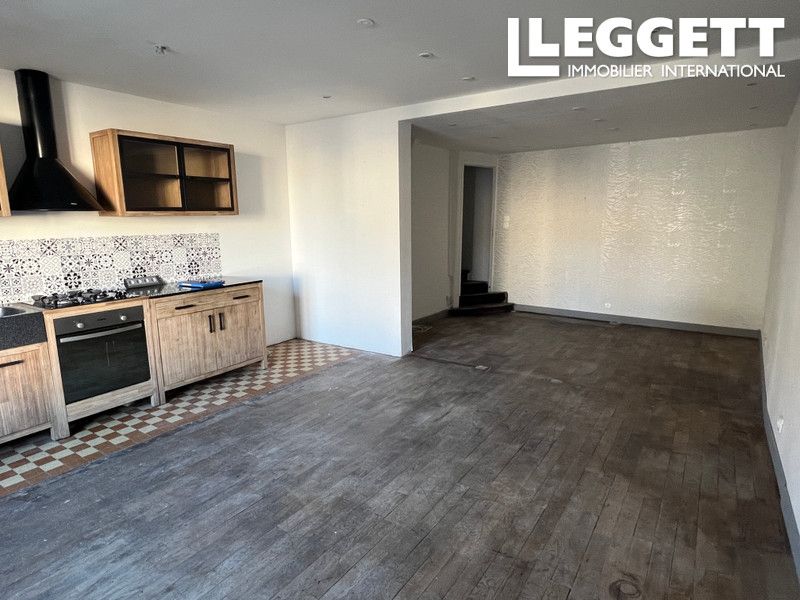 Property photo 2 of 10