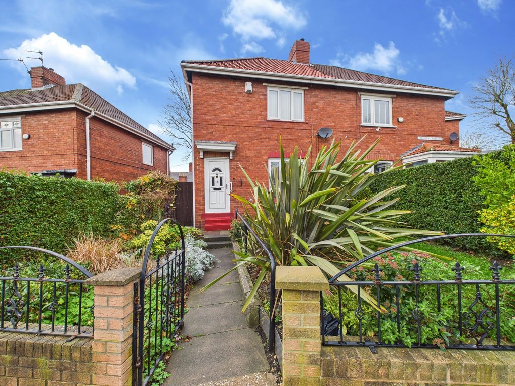 Property photo 1 of 12 External