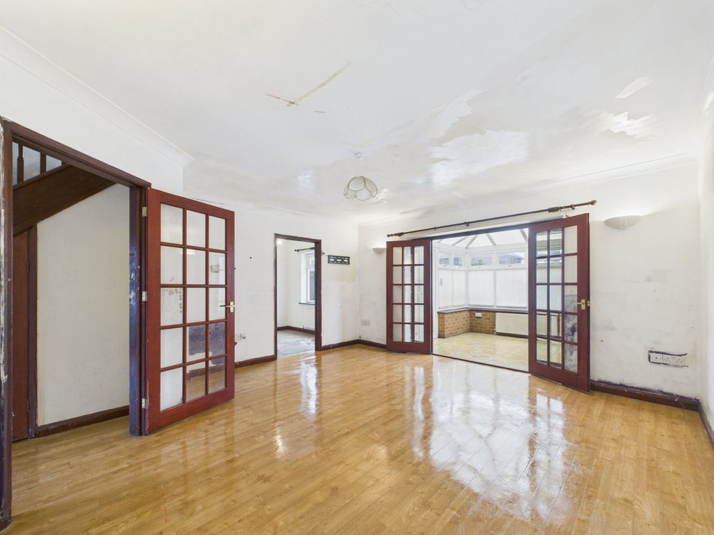 Property photo 2 of 16 Picture No. 03