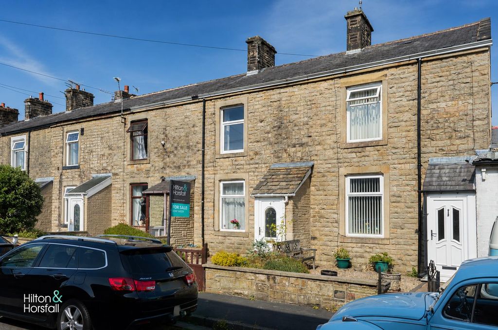Property photo 1 of 12 Holme Street