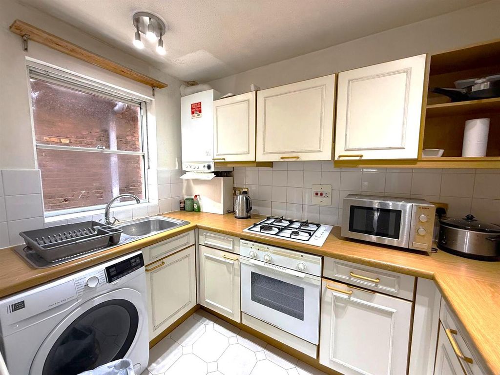 Property photo 3 of 7 9.Jpeg