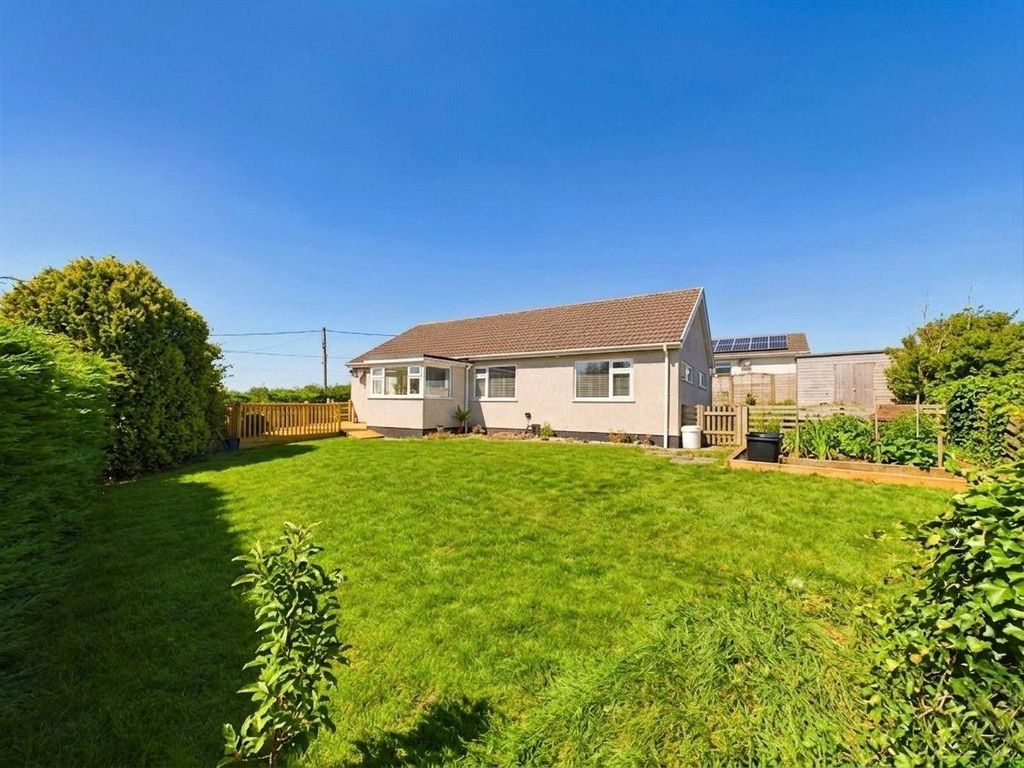 Property photo 2 of 22 Garden