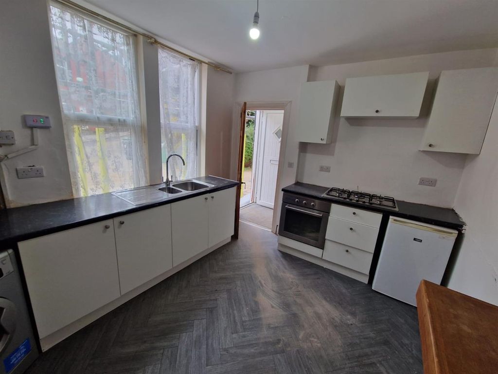 Property photo 2 of 12 Photo-2026-03-23-10-15-33 3.Jpg