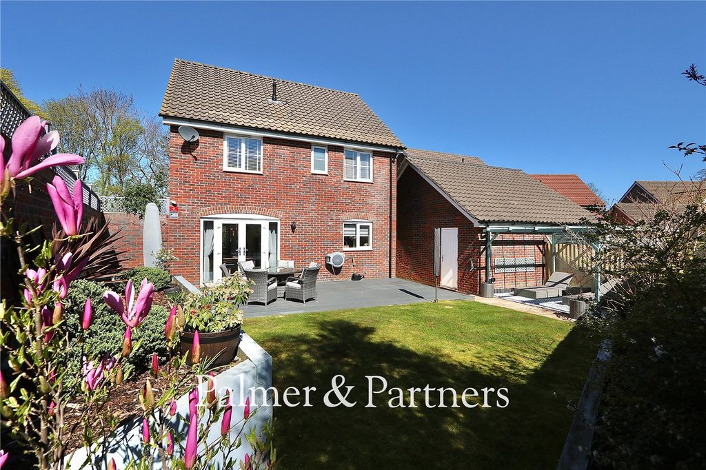 Property photo 2 of 32 Picture No. 04