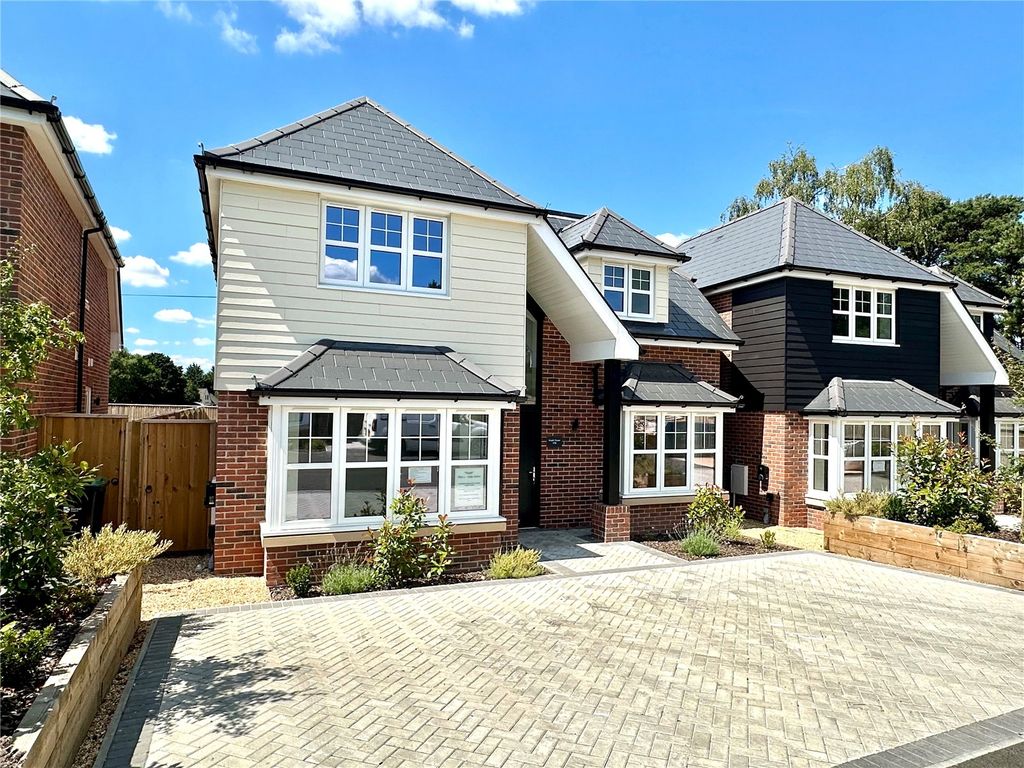 Property photo 1 of 11 Picture No. 02