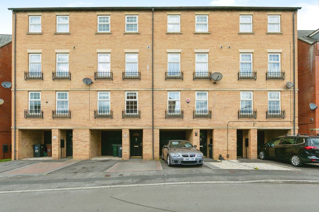 Property photo 1 of 23