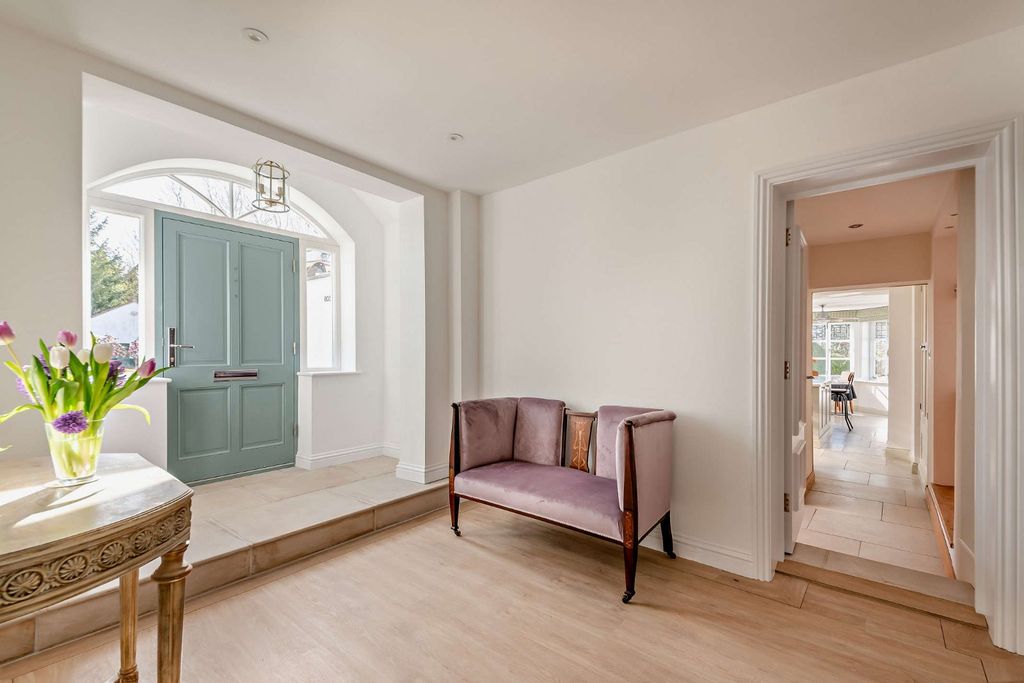 Property photo 3 of 25 Picture No. 07