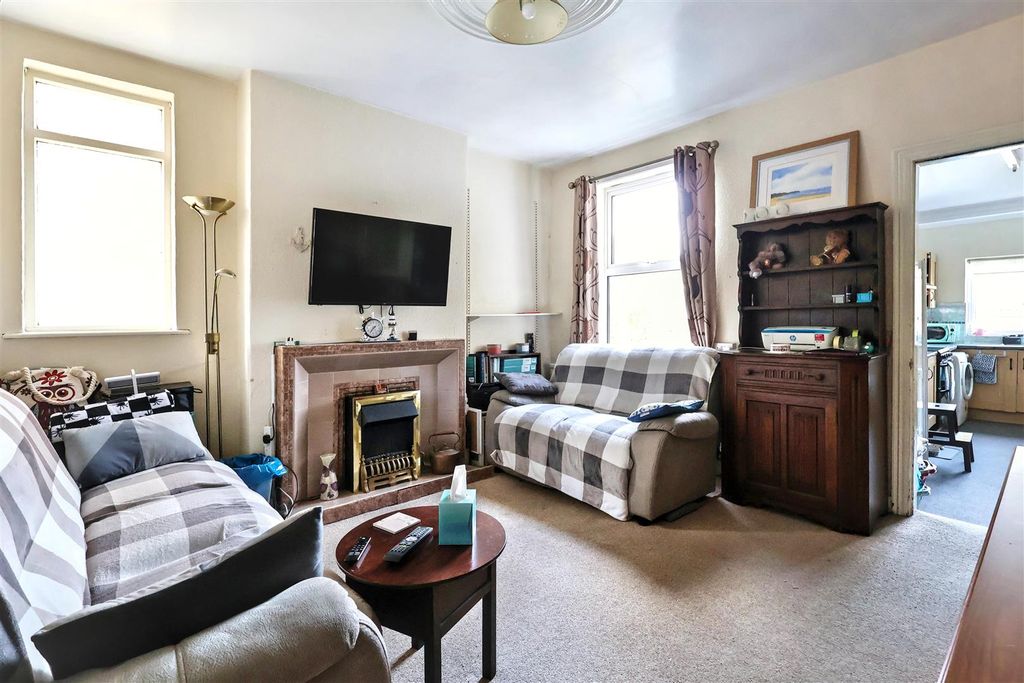 Property photo 3 of 17 Img_4377.Jpg