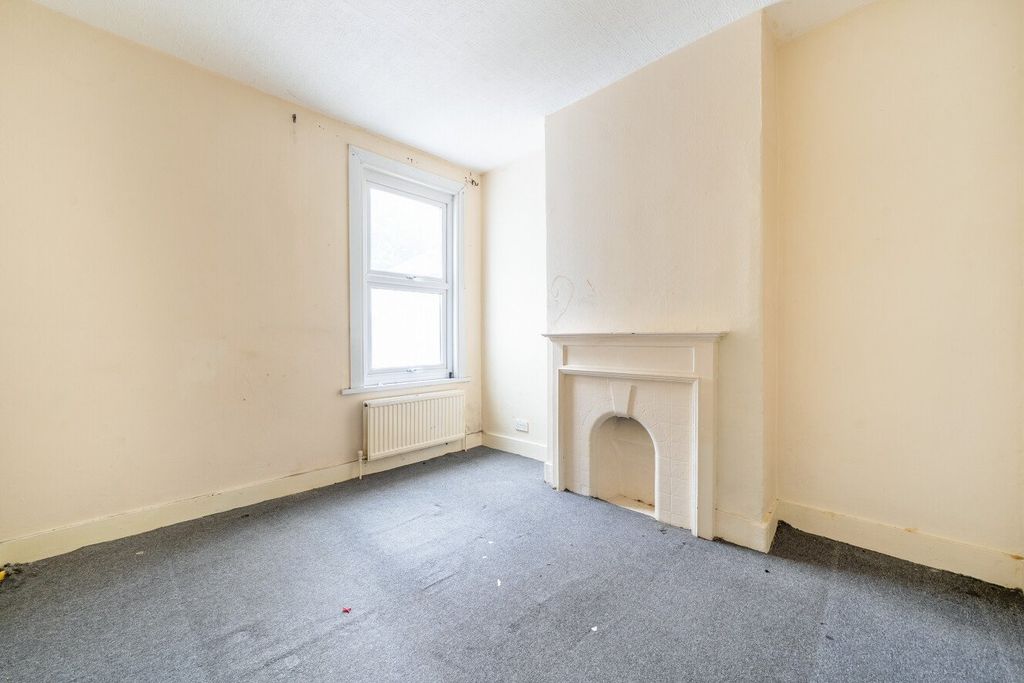 Property photo 3 of 11 Picture No. 07
