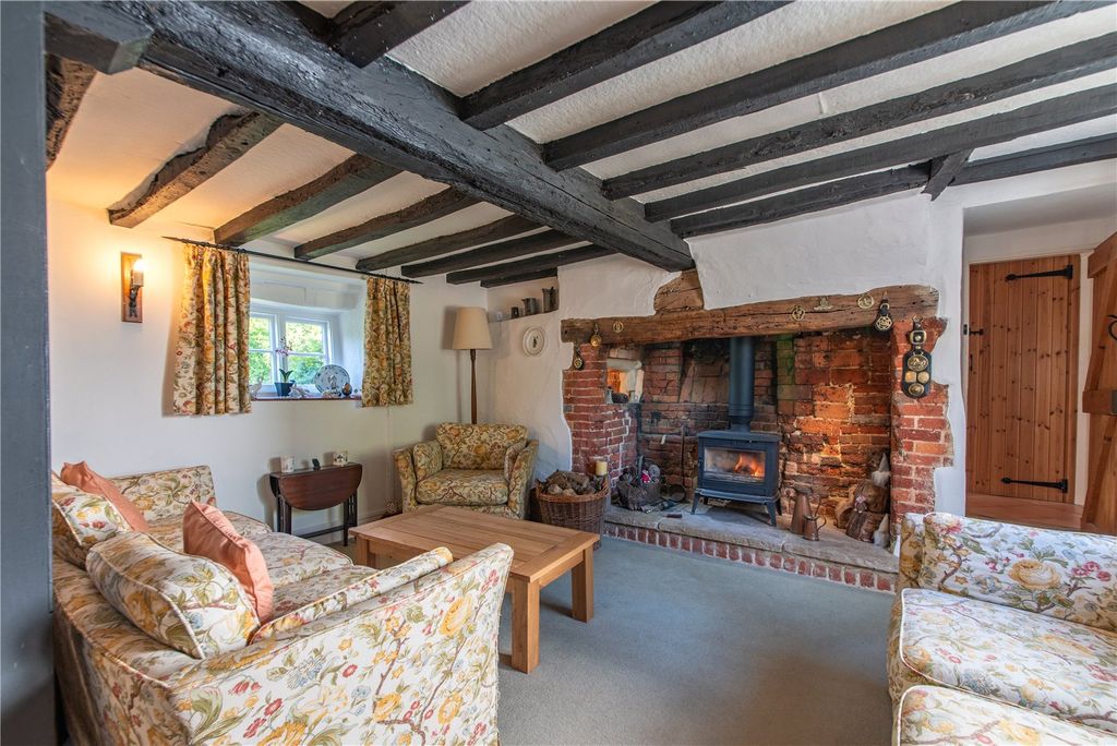 Property photo 3 of 22 Inglenook