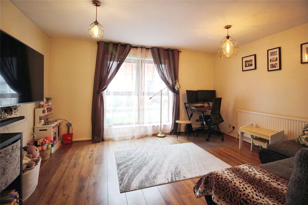 Property photo 2 of 7 Picture No. 08