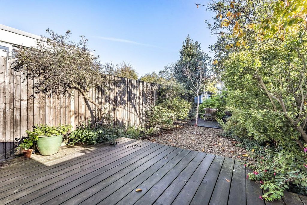 Property photo 3 of 5