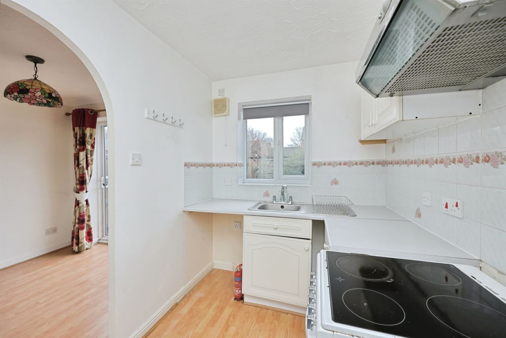 Property photo 3 of 14