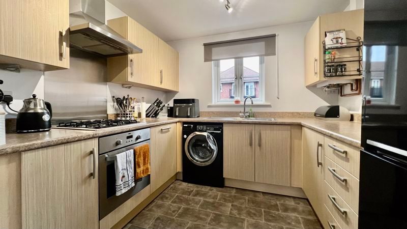 Property photo 2 of 11 Photo 2