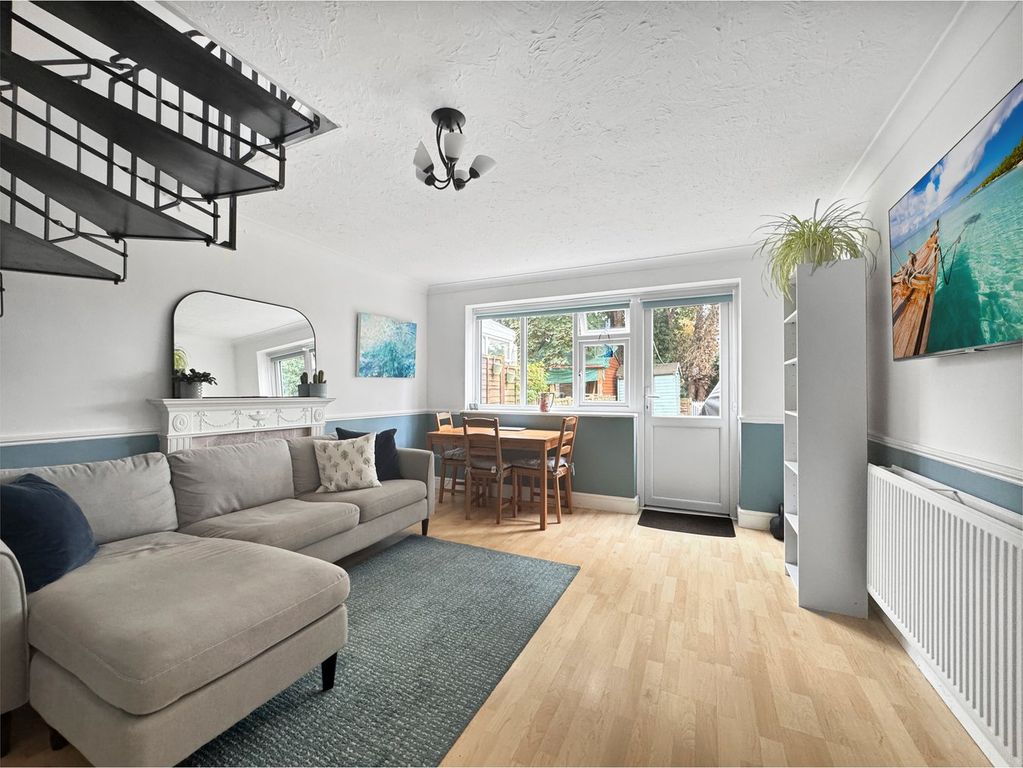 Property photo 3 of 16