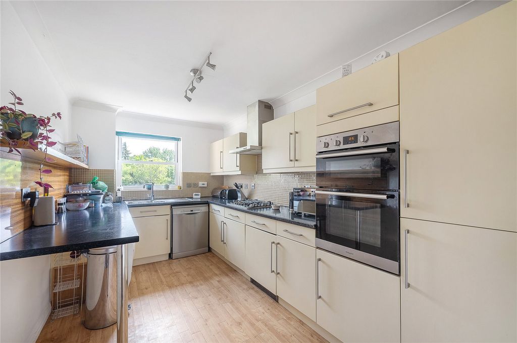 Property photo 3 of 10 Picture No. 03