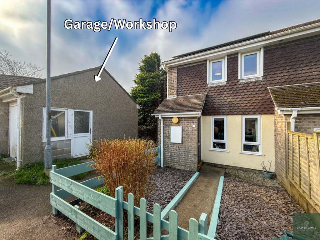 Property photo 2 of 12