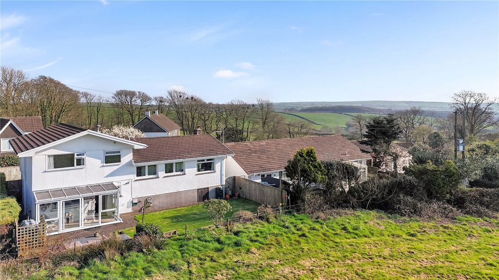 Property photo 2 of 17 Picture No. 06