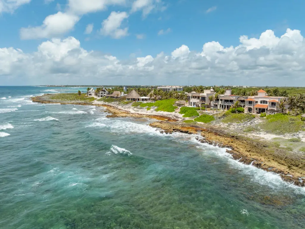 Property photo 2 of 50