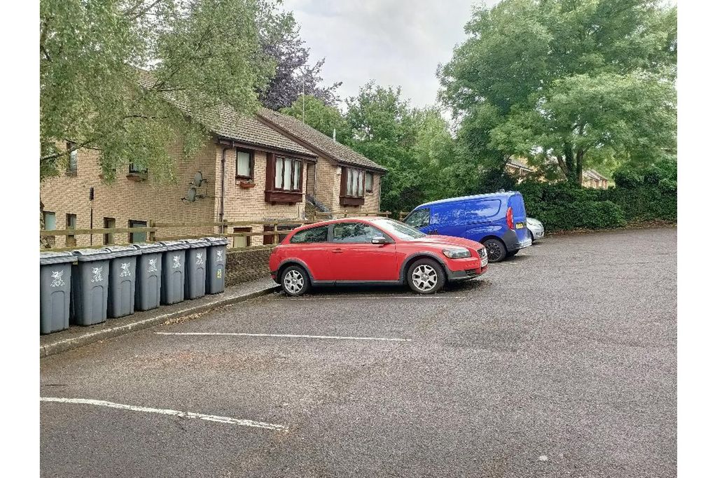 Property photo 2 of 12 Allocated Parking