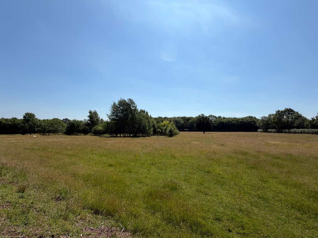 Property photo 2 of 6