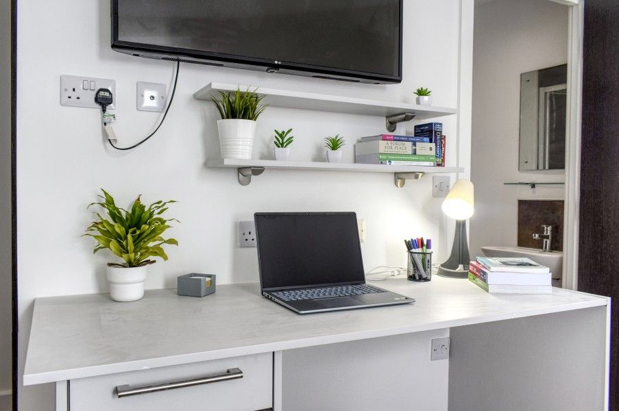 Property photo 2 of 12