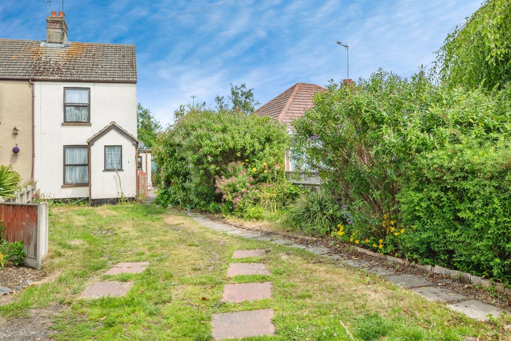 Property photo 1 of 26