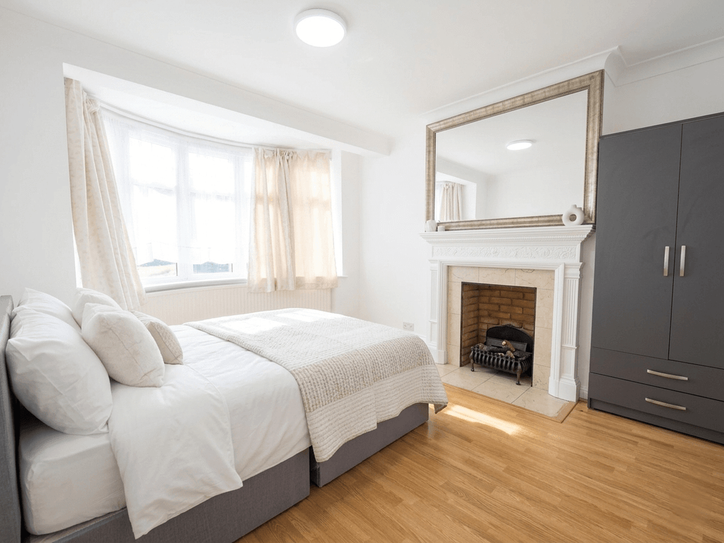 Property photo 1 of 13 Double And Single Rooms To Rent