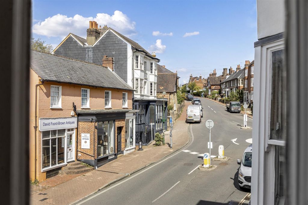 Property photo 3 of 13 High Street, Old Talbot House, Flat 4-003.Jpg