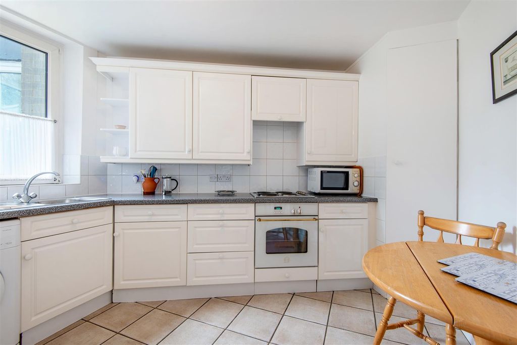 Property photo 3 of 10 53481_Hi_Res_ (3).Jpg