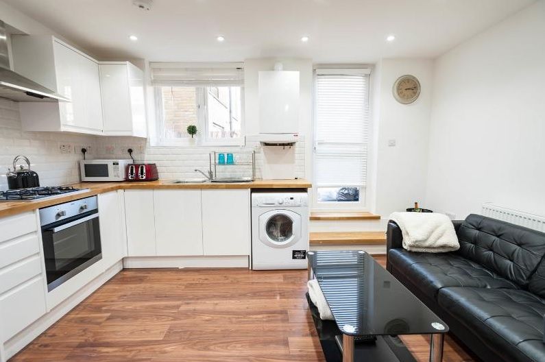 Property photo 2 of 14 Photo 9