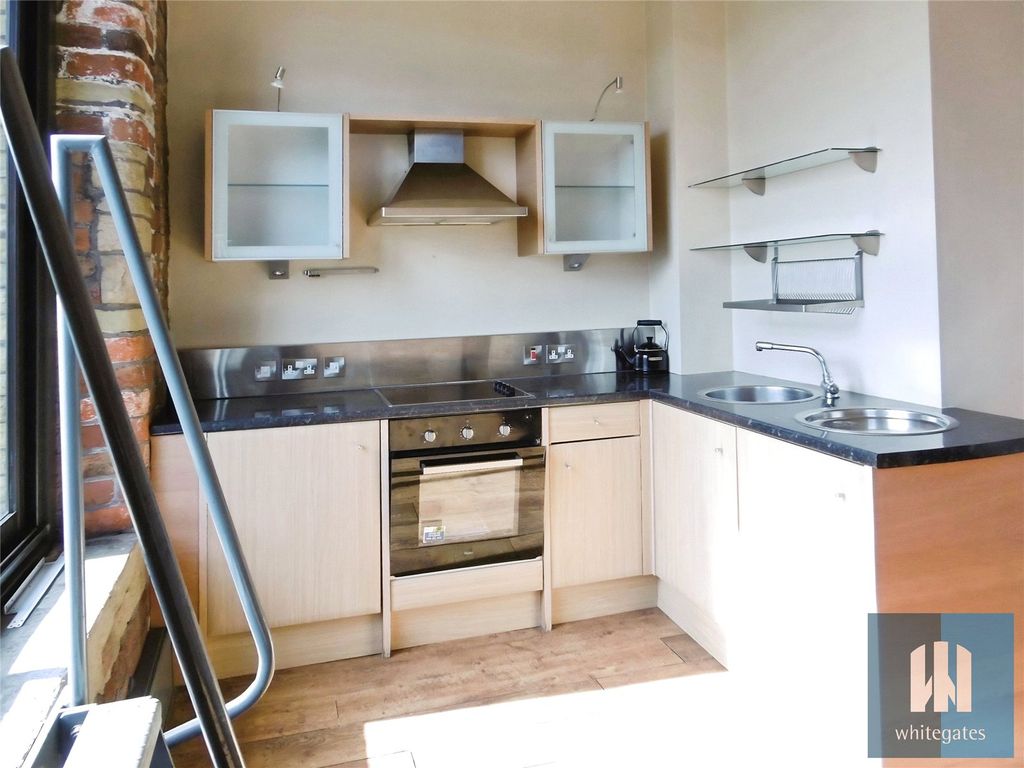 Property photo 2 of 12 Picture No. 15