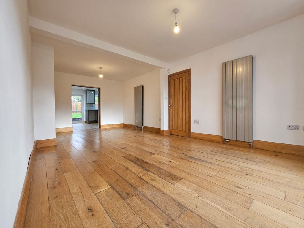 Property photo 2 of 25 Front