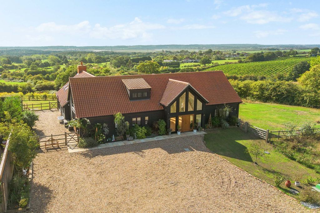 Property photo 1 of 71