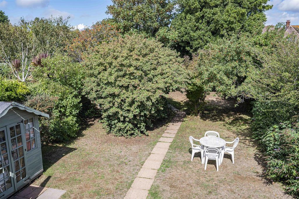 Property photo 3 of 17 Rear