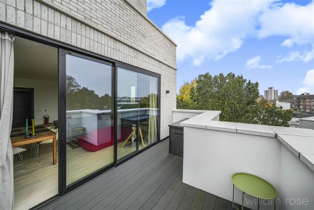 Property photo 3 of 17 Dsc07933.Jpg