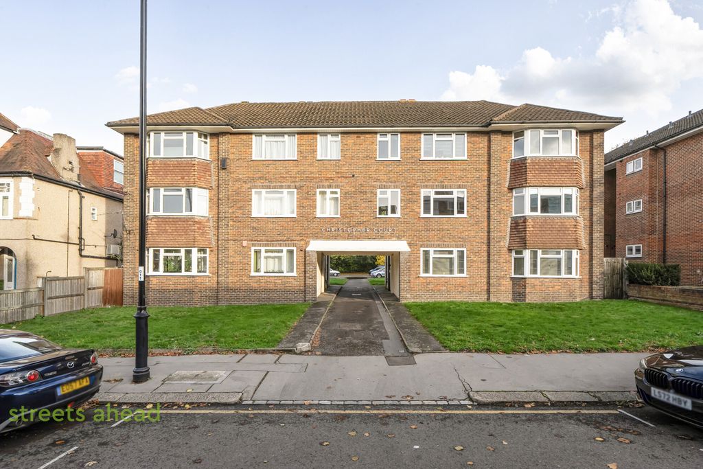 Property photo 1 of 13 84B883d8-77d5-435...