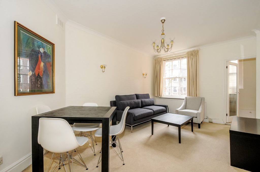 Property photo 1 of 6 Living Room