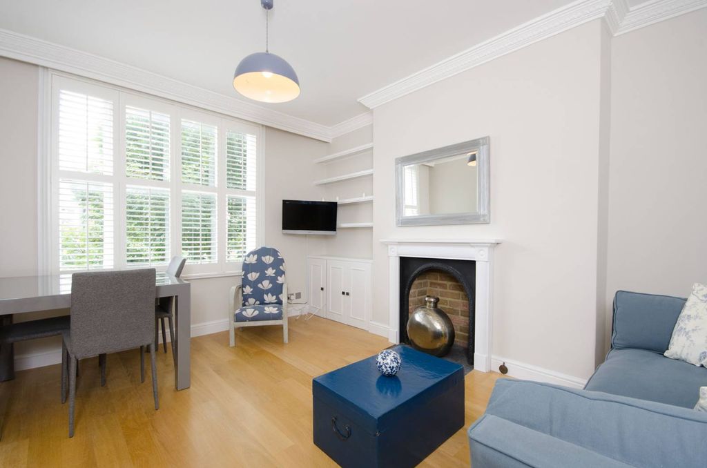 Property photo 2 of 9
