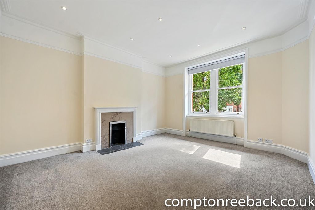 Property photo 1 of 7 Reception.Jpg