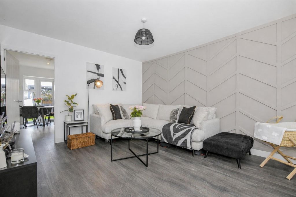 Property photo 3 of 18 Lime Way New Living Room 2.Jpg