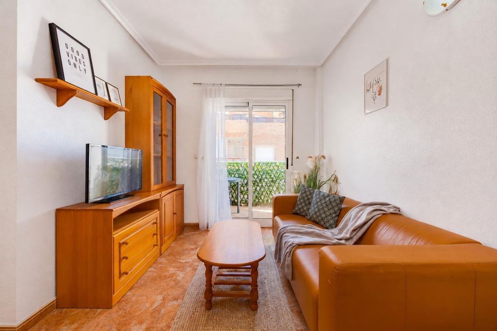 Property photo 1 of 50