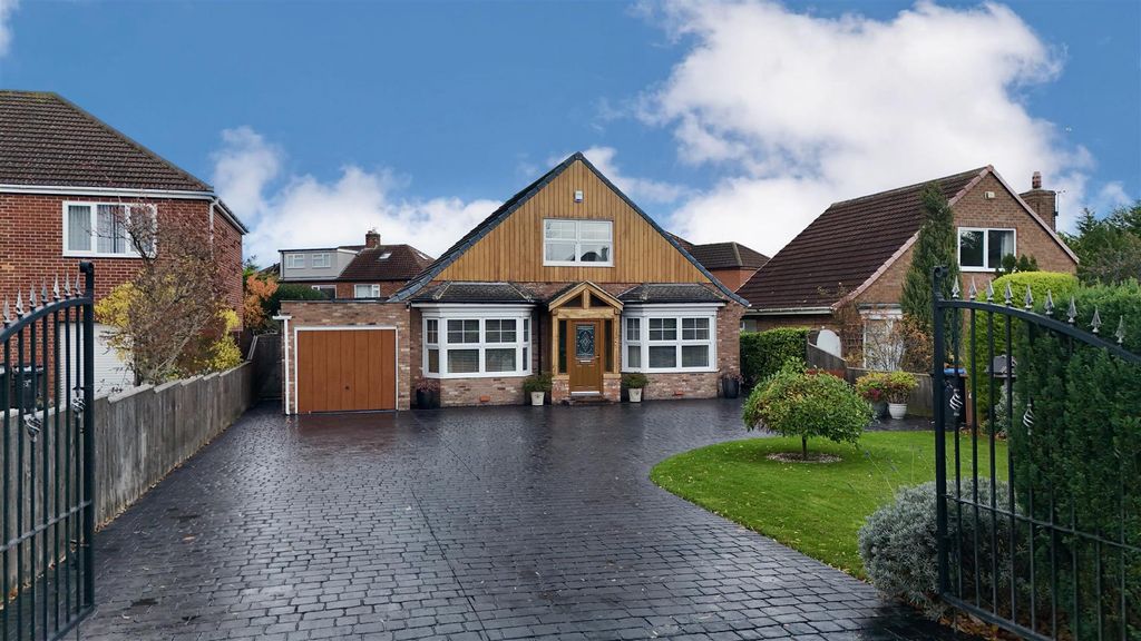 Property photo 1 of 35 Front