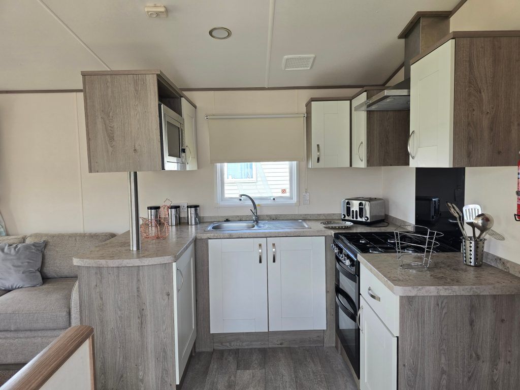 Property photo 2 of 10 Abi Oakley 2019 Car0063656 112095737.Jpeg