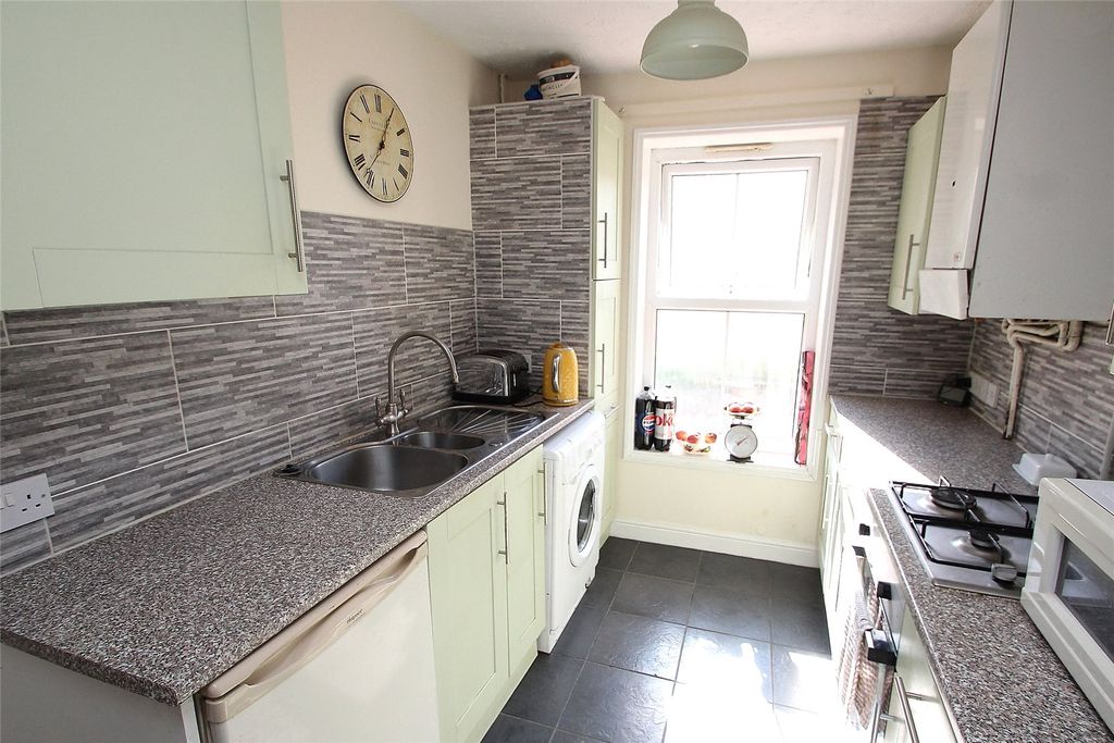 Property photo 3 of 11 Picture No. 09