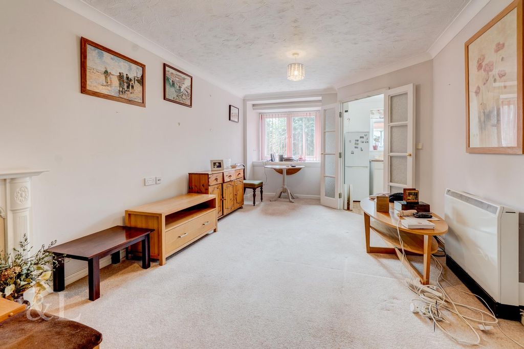 Property photo 2 of 15 Batched  (1).Jpg