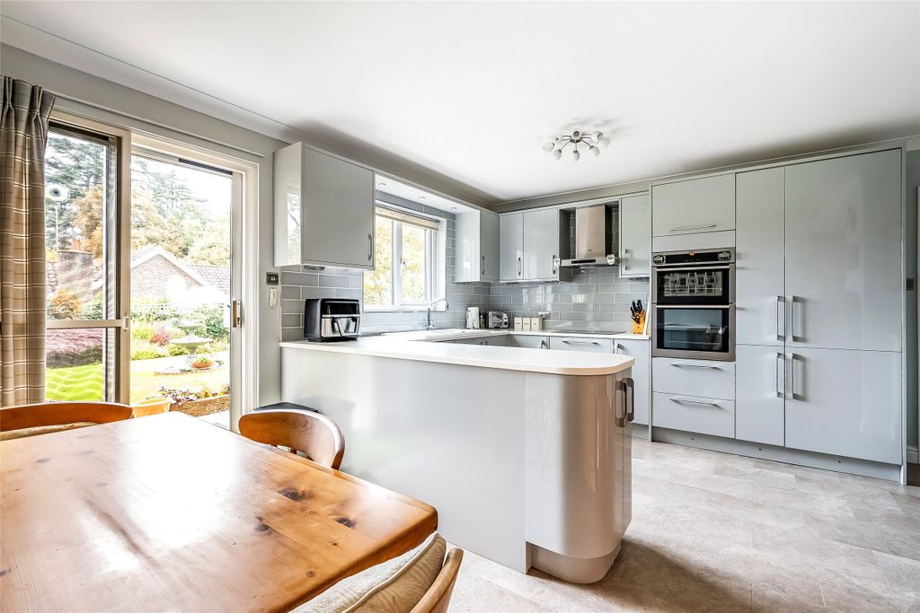 Property photo 2 of 20 Picture No. 22